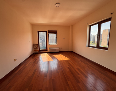 3052 Brighton 1st Street - Photo Thumbnail 6