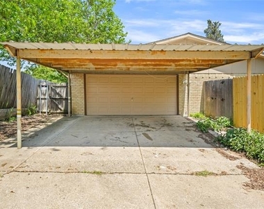 9214 Vagas Drive - Photo Thumbnail 26