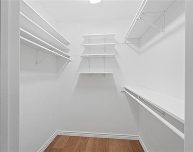 9214 Vagas Drive - Photo Thumbnail 22