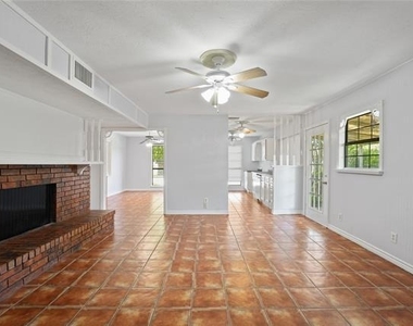 9214 Vagas Drive - Photo Thumbnail 9