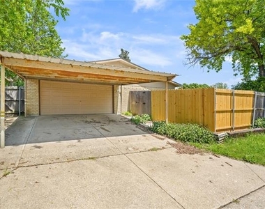 9214 Vagas Drive - Photo Thumbnail 25