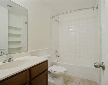 1106 Nickel Street - Photo Thumbnail 17