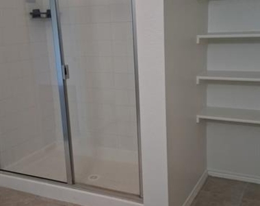 1106 Nickel Street - Photo Thumbnail 7