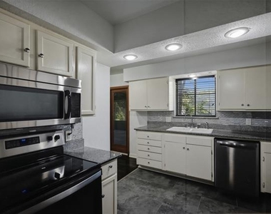 3500 Statler Drive - Photo Thumbnail 4