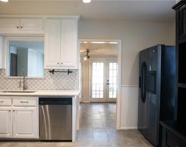1325 Smilax Avenue - Photo Thumbnail 5