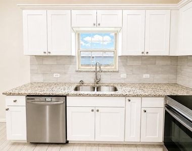 316 Mark Street - Photo Thumbnail 9