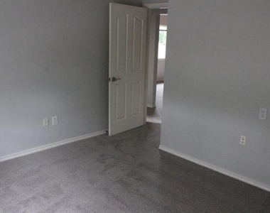 3623 Rodale Way - Photo Thumbnail 26