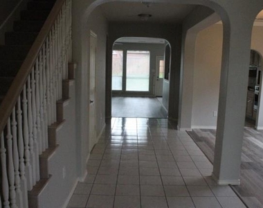 3623 Rodale Way - Photo Thumbnail 1