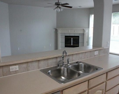 3623 Rodale Way - Photo Thumbnail 5