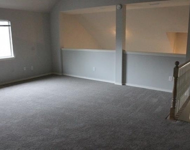 3623 Rodale Way - Photo Thumbnail 22