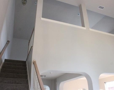 3623 Rodale Way - Photo Thumbnail 20