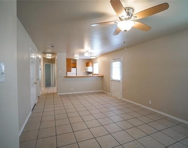 1026 W Coffin Street - Photo Thumbnail 5