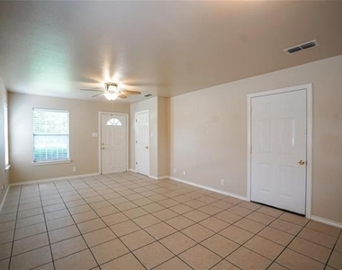 1026 W Coffin Street - Photo Thumbnail 11