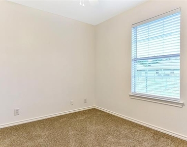 1026 W Coffin Street - Photo Thumbnail 14