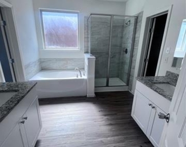 313 Lead Creek Drive - Photo Thumbnail 17