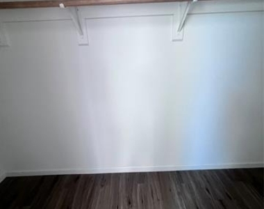 313 Lead Creek Drive - Photo Thumbnail 18