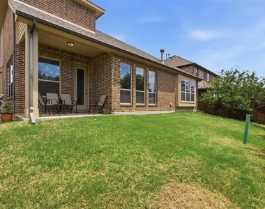 2304 Lynbridge Circle - Photo Thumbnail 36