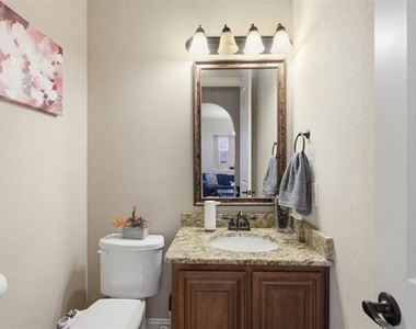 2304 Lynbridge Circle - Photo Thumbnail 27