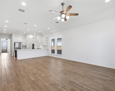 1459 Kingswell Lane - Photo Thumbnail 11