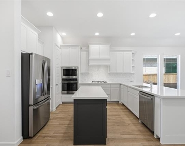 1459 Kingswell Lane - Photo Thumbnail 10