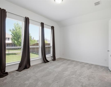 1459 Kingswell Lane - Photo Thumbnail 9