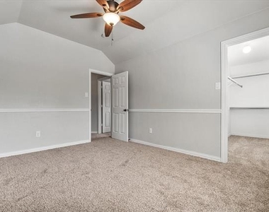 2468 Lakeland Drive - Photo Thumbnail 31