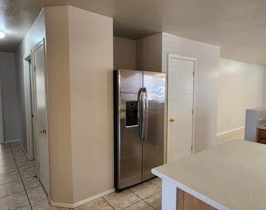 3709 E Jasper Drive - Photo Thumbnail 7
