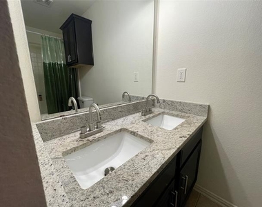 233 Irick Court - Photo Thumbnail 17