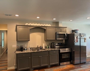 8714 Quinn Street - Photo Thumbnail 2