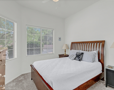 2727 S Drexel -- - Photo Thumbnail 11
