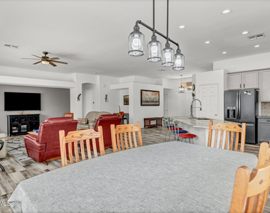 2727 S Drexel -- - Photo Thumbnail 8