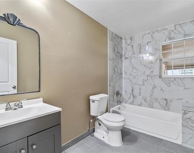 8714 Quinn Street - Photo Thumbnail 16