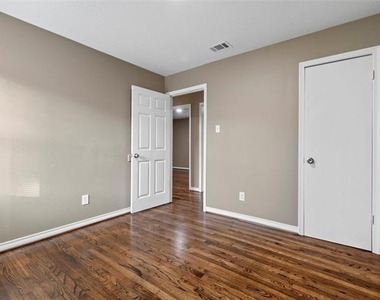 8714 Quinn Street - Photo Thumbnail 11