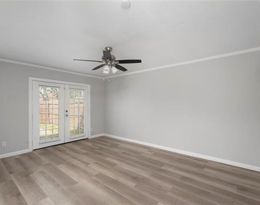 4436 Chapman Street - Photo Thumbnail 6