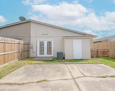 4436 Chapman Street - Photo Thumbnail 17