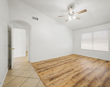12548 W Roanoke Avenue - Photo Thumbnail 12