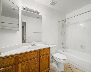12548 W Roanoke Avenue - Photo Thumbnail 19