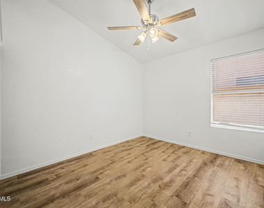 12548 W Roanoke Avenue - Photo Thumbnail 20