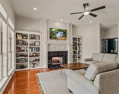 135 Paige Lane - Photo Thumbnail 4