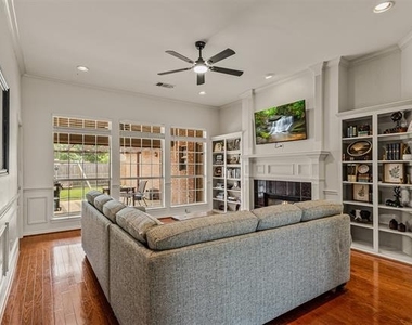 135 Paige Lane - Photo Thumbnail 2