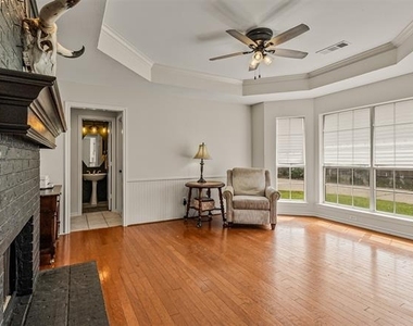 135 Paige Lane - Photo Thumbnail 10