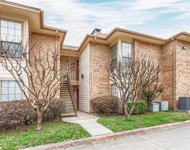 16301 Ledgemont Lane - Photo Thumbnail 2