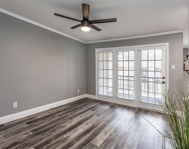 16301 Ledgemont Lane - Photo Thumbnail 8