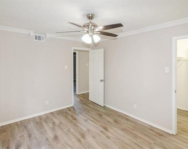 4859 Cedar Springs Road - Photo Thumbnail 4