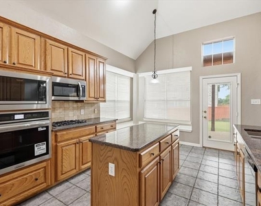 2001 Bishop Drive - Photo Thumbnail 13