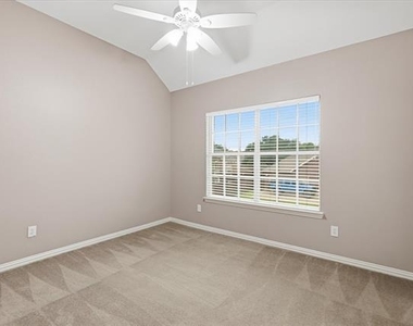 2001 Bishop Drive - Photo Thumbnail 26