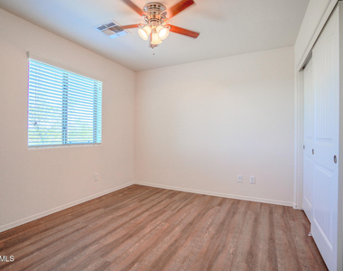 10225 W Camelback Road - Photo Thumbnail 21