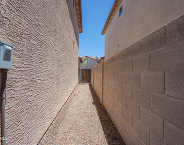 10225 W Camelback Road - Photo Thumbnail 27