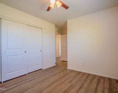 10225 W Camelback Road - Photo Thumbnail 22