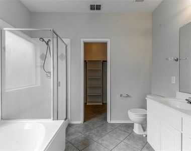 11812 Wispwillow Drive - Photo Thumbnail 16